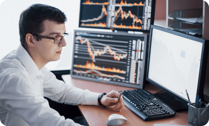 Hedge Fund Analysts