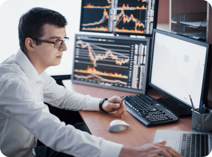 Hedge Fund Analysts